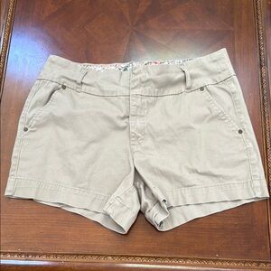 one 5 one Women's Tan Cargo Shorts